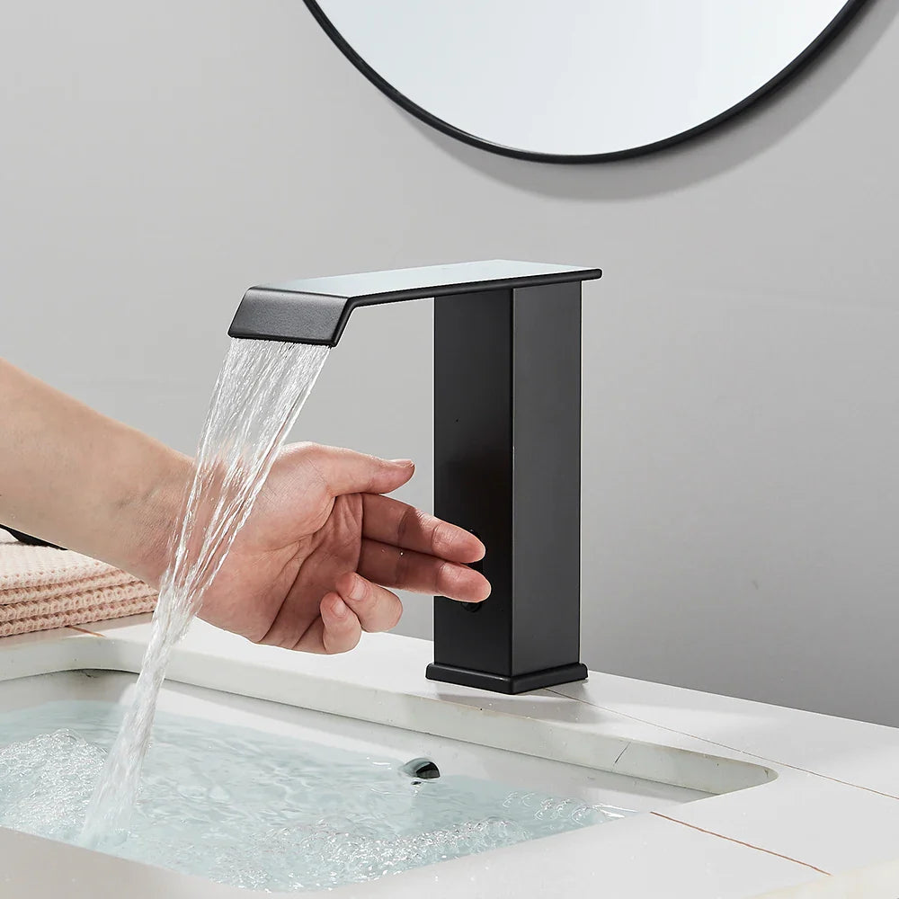 Torneira Elétrica Para Banheiro Com Sensor Touch Imperia