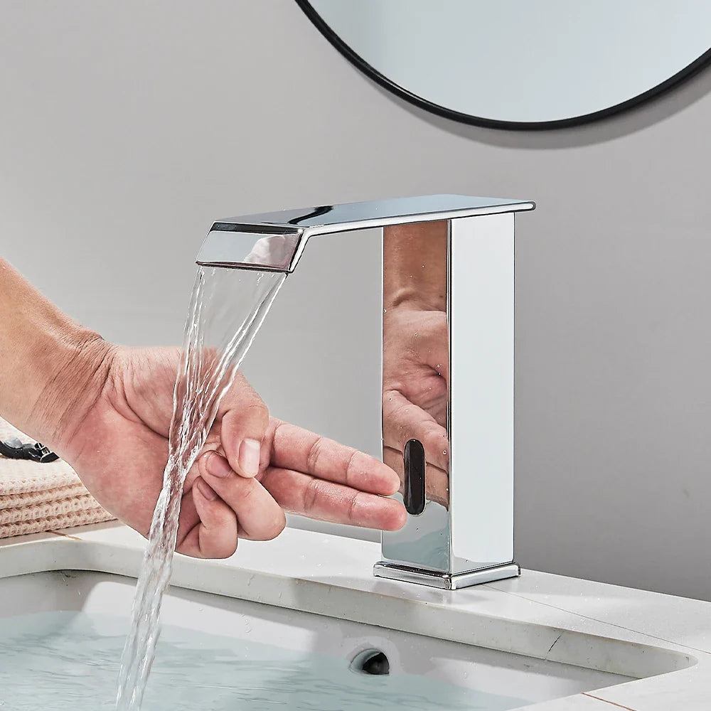 Torneira Elétrica Para Banheiro Com Sensor Touch Imperia